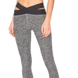 Beyond YOGA East Bound Seamless Grey High-Waist Cutout Leggings